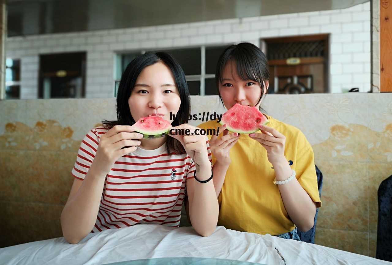 包含星空天美mv视频大全_91吃瓜入口_海角天涯社区最新在线_嘛花豆传媒mv免费的词条