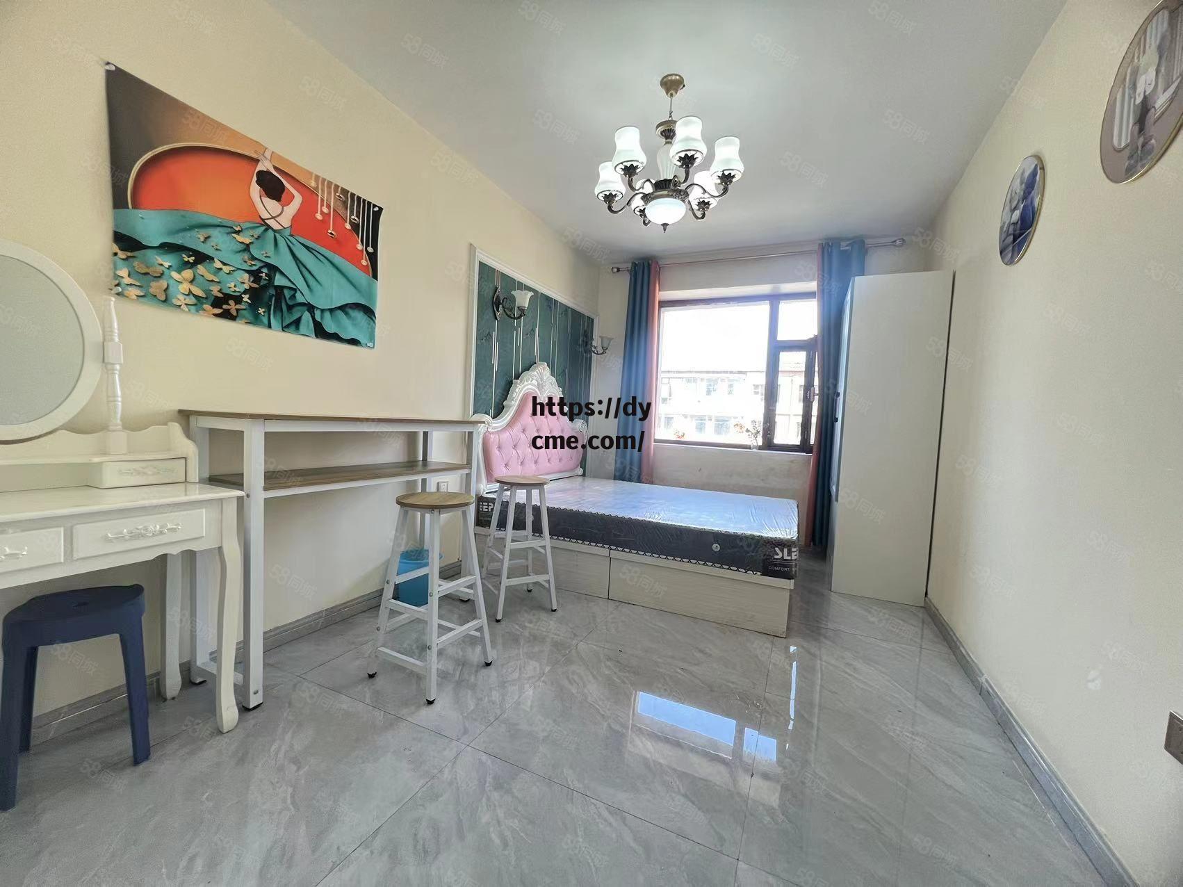 包含国产独立站二区的词条