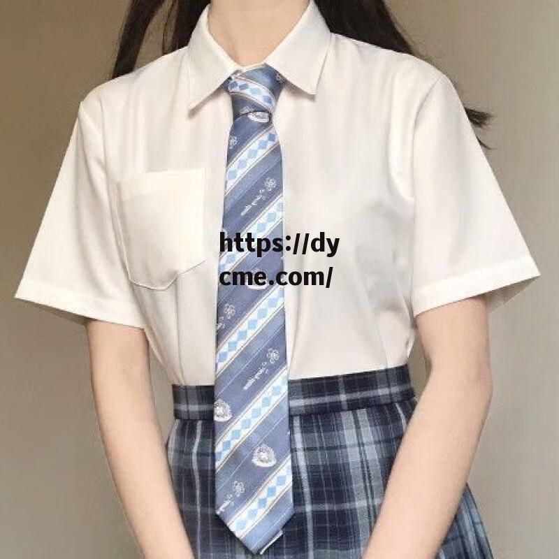 奶尖衬衣(衬衫尖领和方领哪个好) 奶尖衬衣(衬衫尖领和方领哪个好)